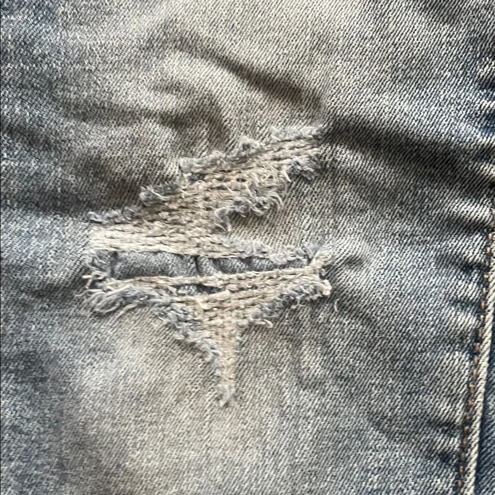 Old Navy 360 Stretch Distressed Jeans Light Wash Boy’s Sz 10 Slim